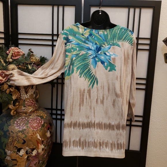 Blouse - Picture 7 of 8